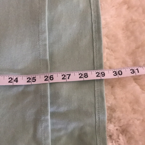 NWOT Zenana Premium T-Shirt - Picture 4 of 9